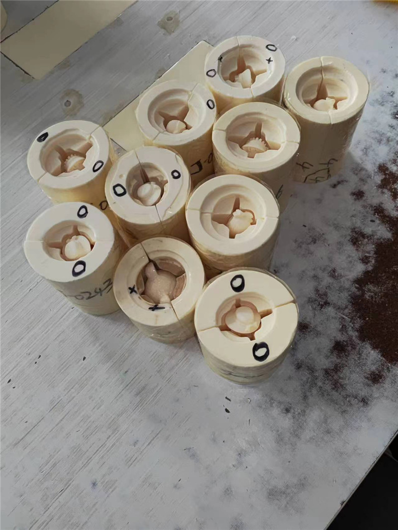 The production process of liquid silicone molds-1 (1)